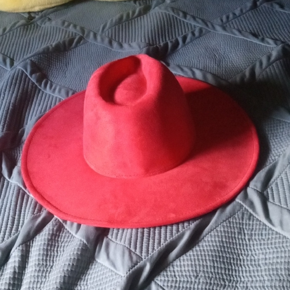 Vibrant Red Wide-Brimmed Felt Hat